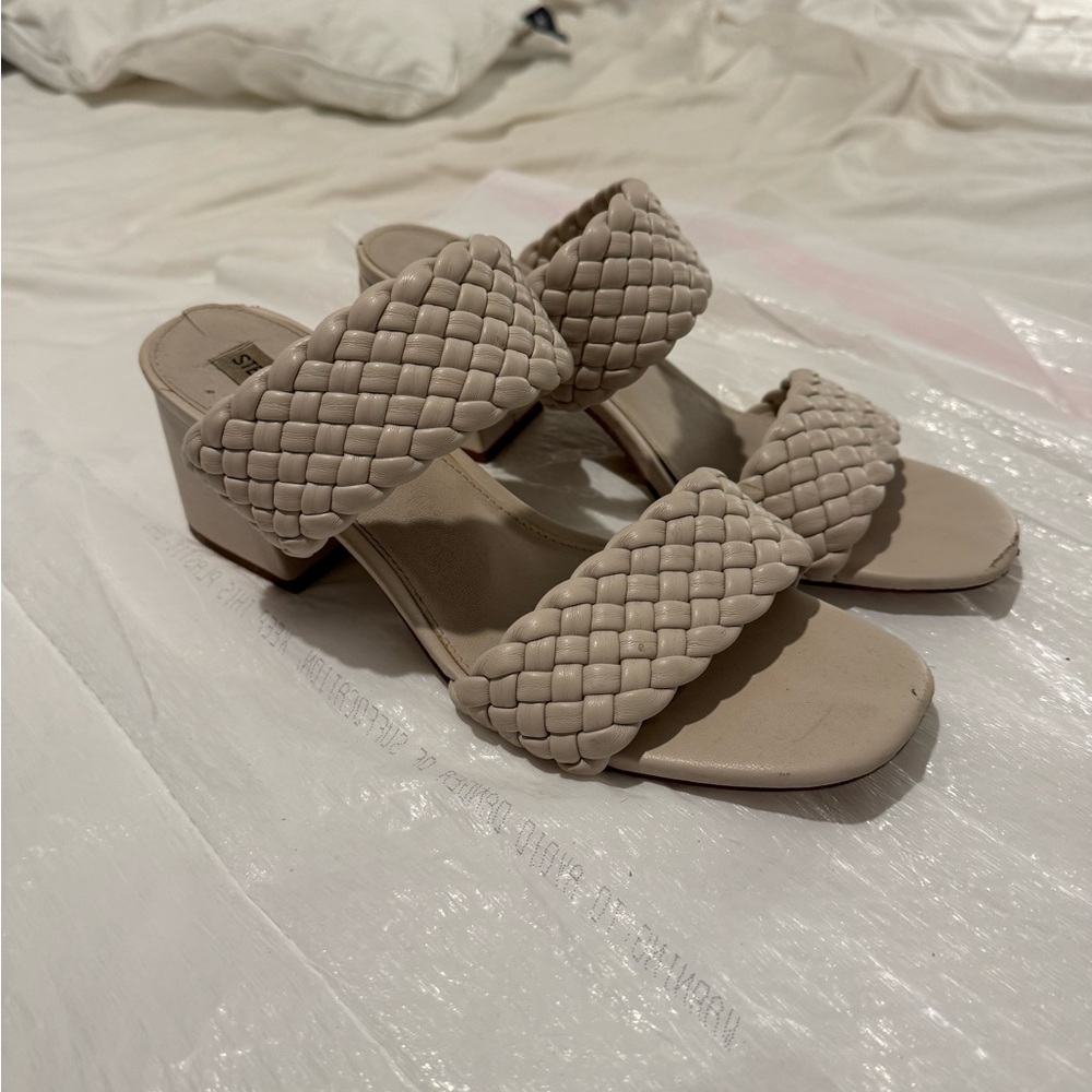 Steve Madden Women's Cream Woven Sandals